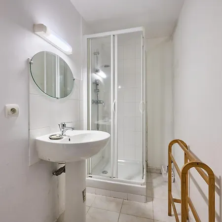 Les Pieds Dans L'eau - Front De